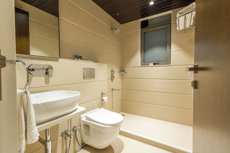 Bathroom 2, Freesia Residency by Express Inn, Nashik