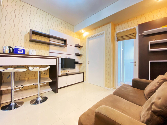 Living area 2, Cozy Living 1Br Apartment At Parahyangan Residence, Bandung