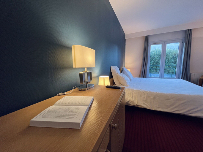 Bedroom 2, Le Pré Saint Germain, Eure