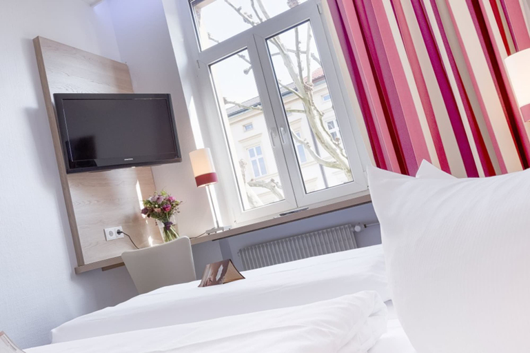 Bedroom 4, Hotel National, Bamberg