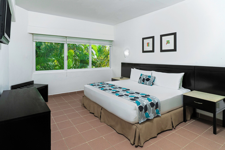 Bedroom 4, Krystal Ixtapa All Inclusive, José Azueta