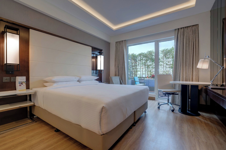 Bedroom 3, Courtyard by Marriott Surat, Surat