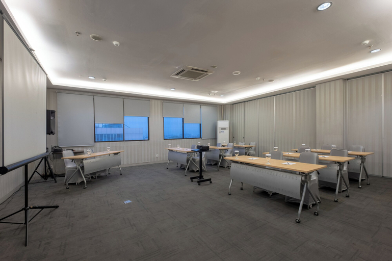 Business Facilities 30