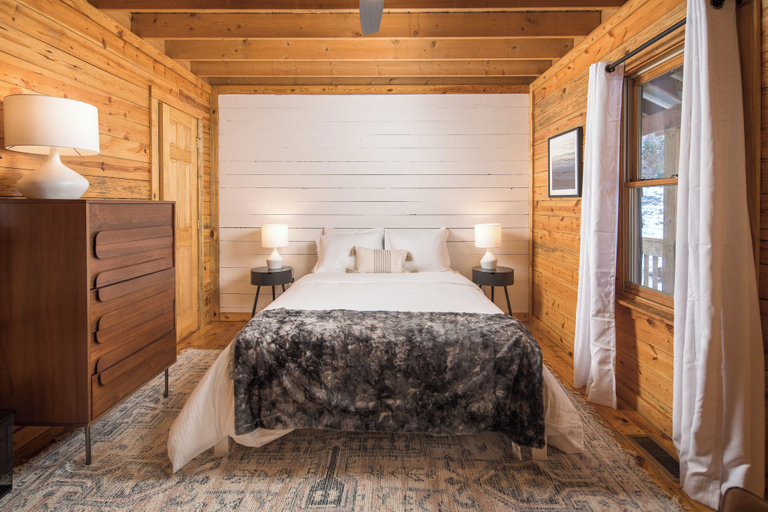 Bedroom 2, Red Feather Cabins 199, Watauga