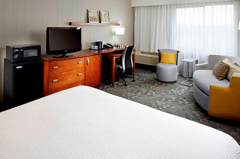 Courtyard by Marriott Akron Stow, Summit