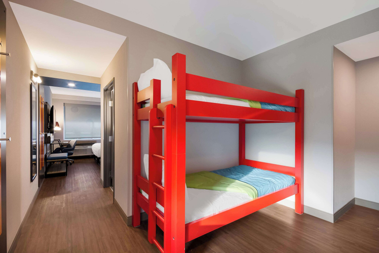 Bedroom 3, Tru By Hilton Destin, Okaloosa