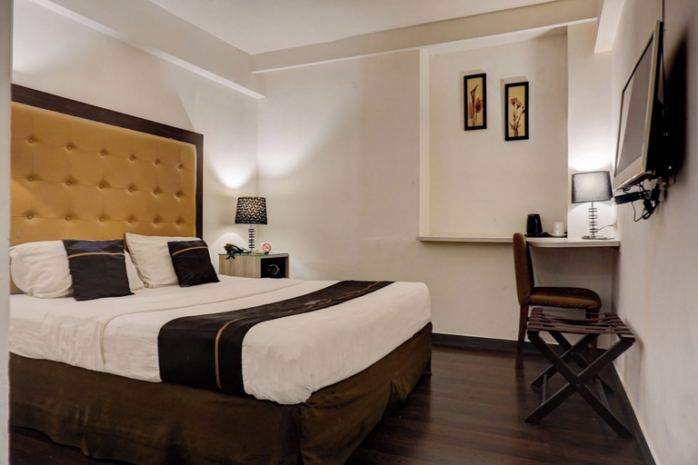 Bedroom 5, Hotel O Townhouse Oak Grand Orienchi, South Jakarta
