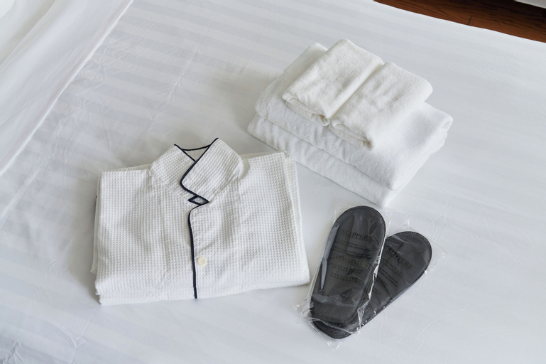 Amenities 8