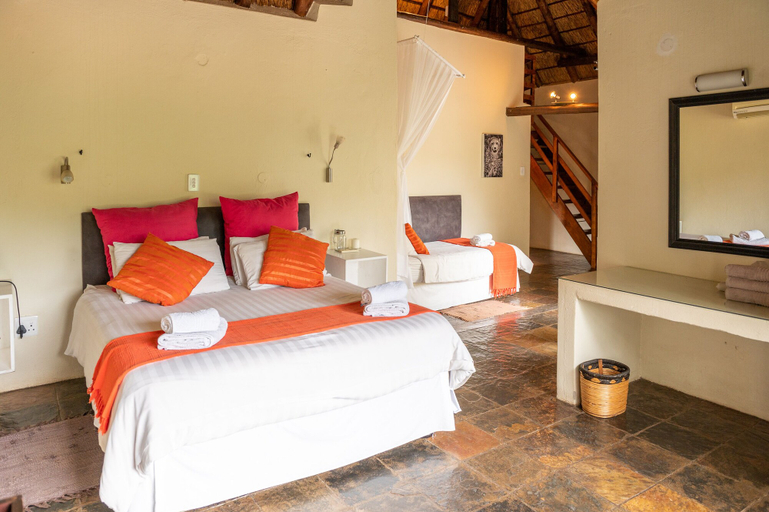 Bedroom 2, Bushriver Lodge, Mopani