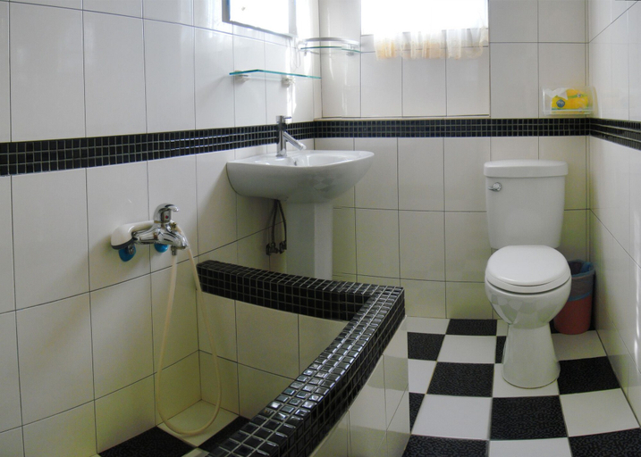 Bathroom 3, See Starsea Guest House, Penghu