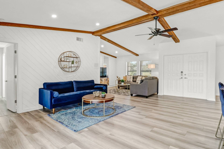 Others 5, 14076 Sandarac Dr, Lee