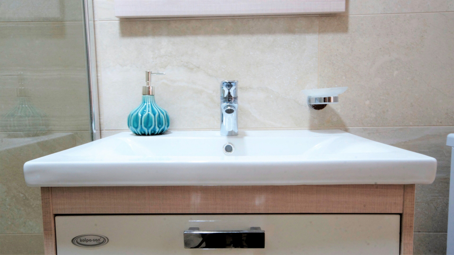 Bathroom 4, Apartment IPEK
