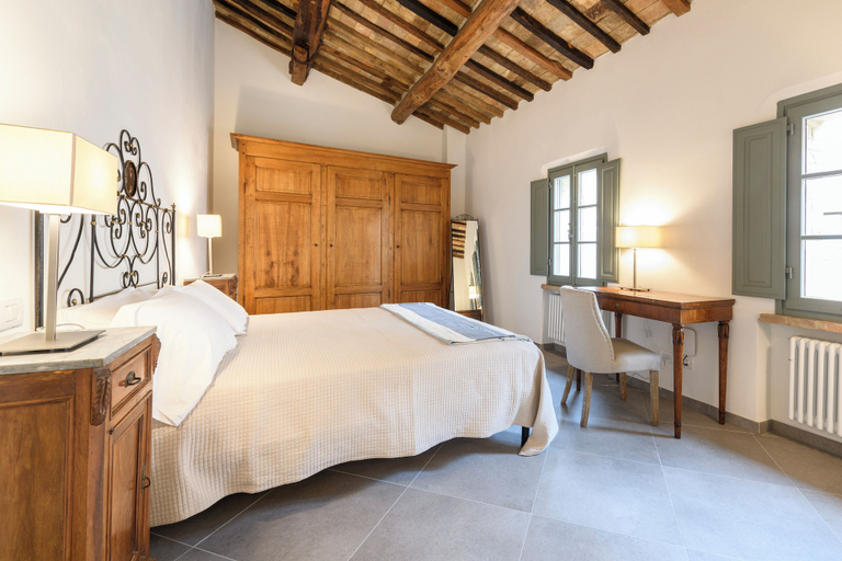 Bedroom 5, Albergo Diffuso Borgo Santo, Siena