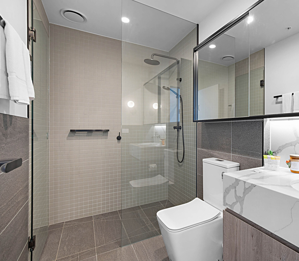 Bathroom 5, Lumina Suites, Melbourne