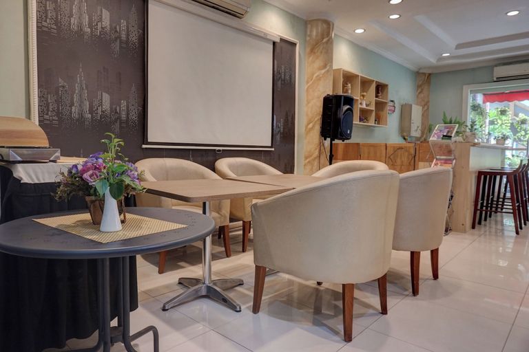 Others 4, Hotel O Townhouse Oak Grand Orienchi, South Jakarta