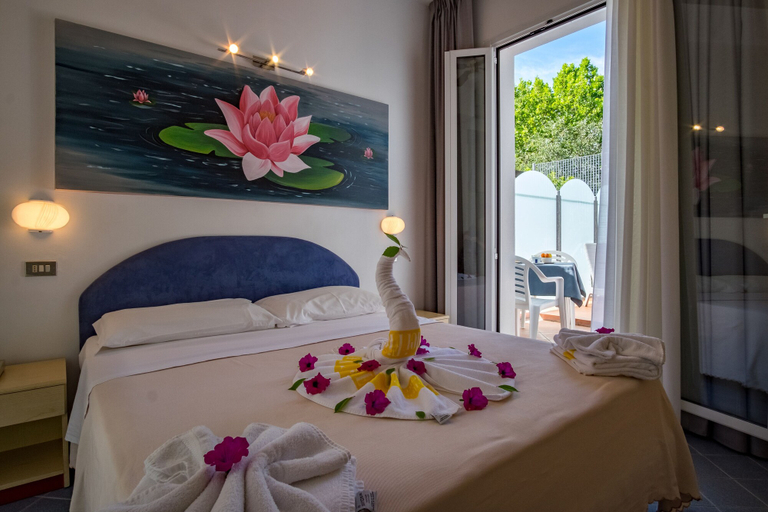Bedroom 4, Hotel Villa dei Fiori, Rimini