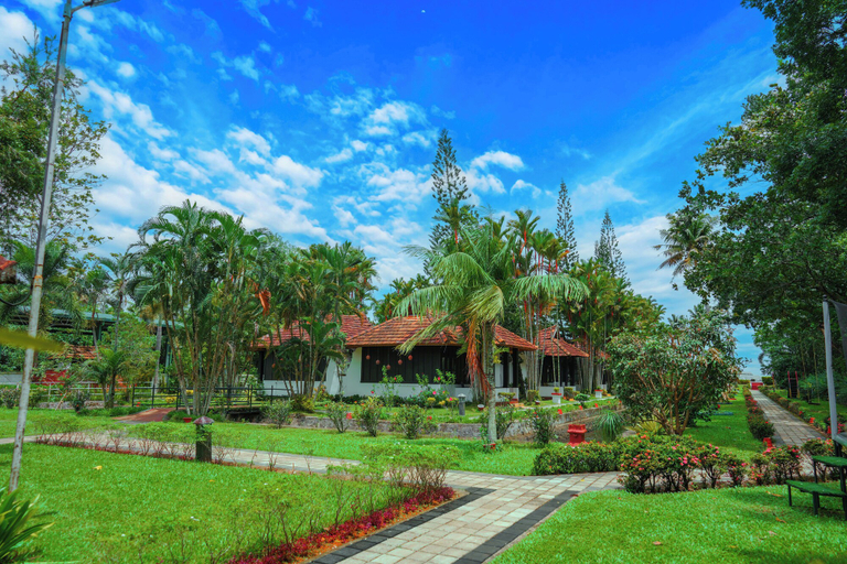 Others 5, Paradise Resorts, Kottayam