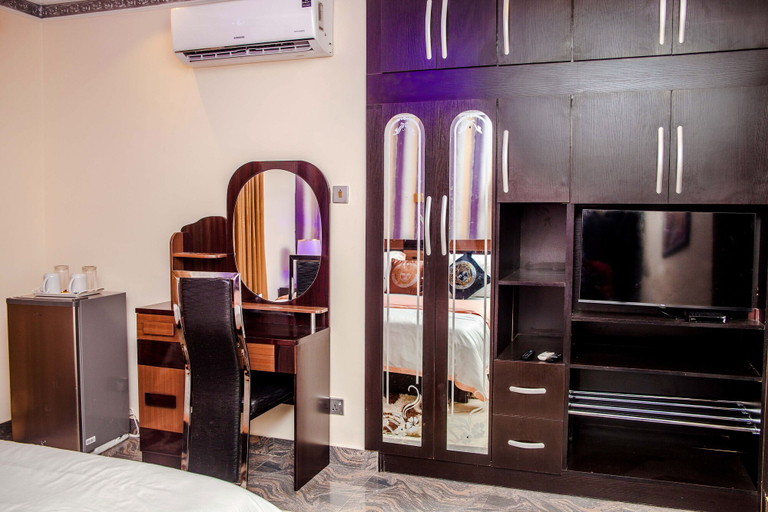 Bedroom 2, Tobby Royal Suites , Kosofe