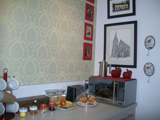 Food & Drinks 5, West Melton Bed and Breakfast, Selwyn