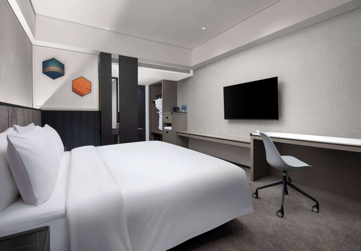 Bedroom 3, Microtel by Wyndham Tianjin Hedong, Tianjin