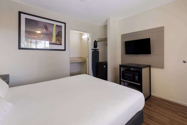 Bedroom 3, Rodeway Inn Livermore, Alameda