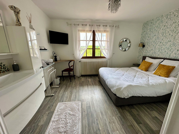 Bedroom 4, Domaine de la Provencale, Isère