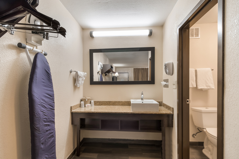 Bathroom 2
