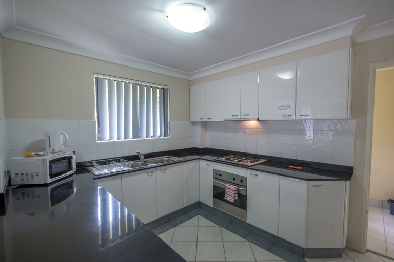 Others 5, Parkside Apartments, Sydney