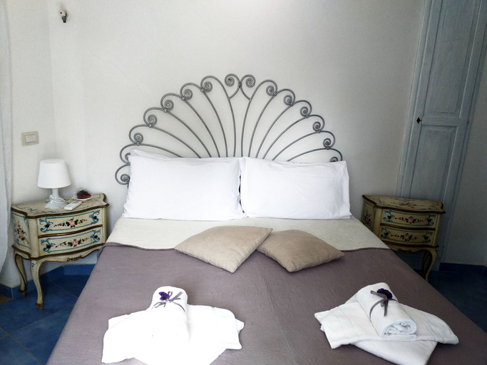 Bedroom 3, Baia D'Oro, Latina