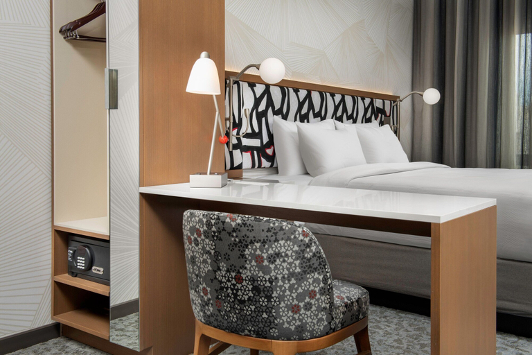 Bedroom 3, SpringHill Suites by Marriott New York Queens, New York