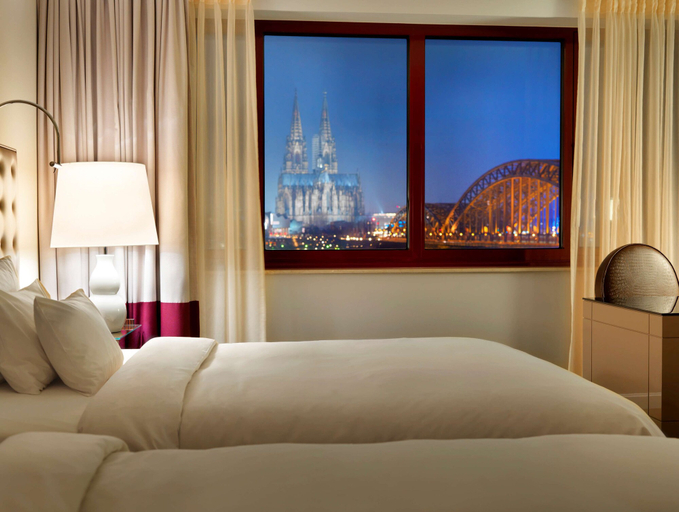 Bedroom 4, Hyatt Regency Cologne, Köln