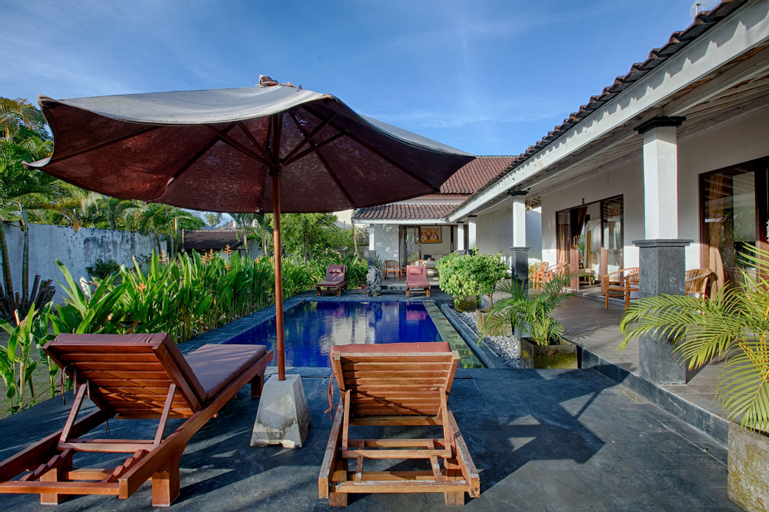 Exterior & Views 26