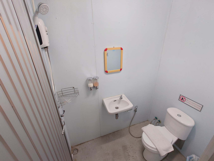 Bathroom 3