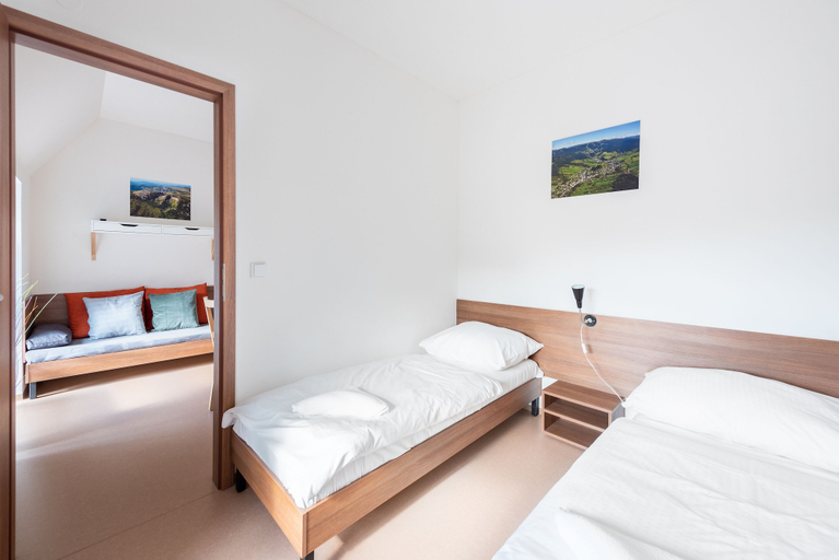Bedroom 2, Apartmány Rokytka Snowhouse, Semily