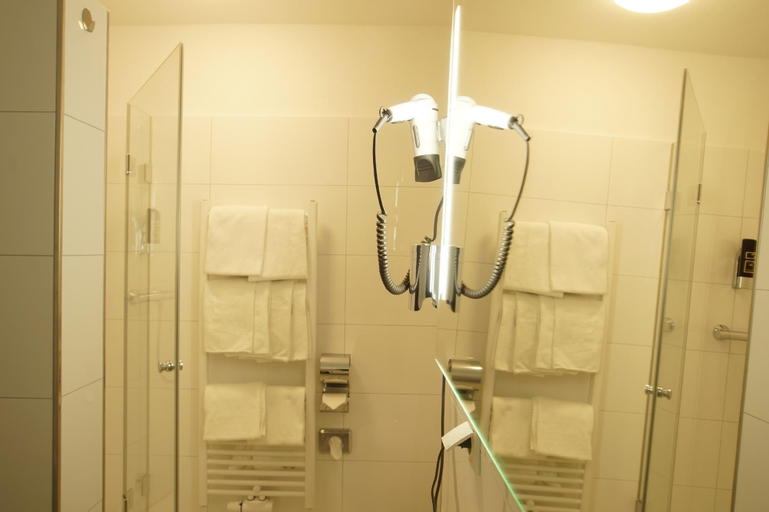 Bathroom 5