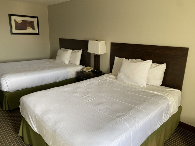 Bedroom 3, Days Inn by Wyndham Perryville, Perry