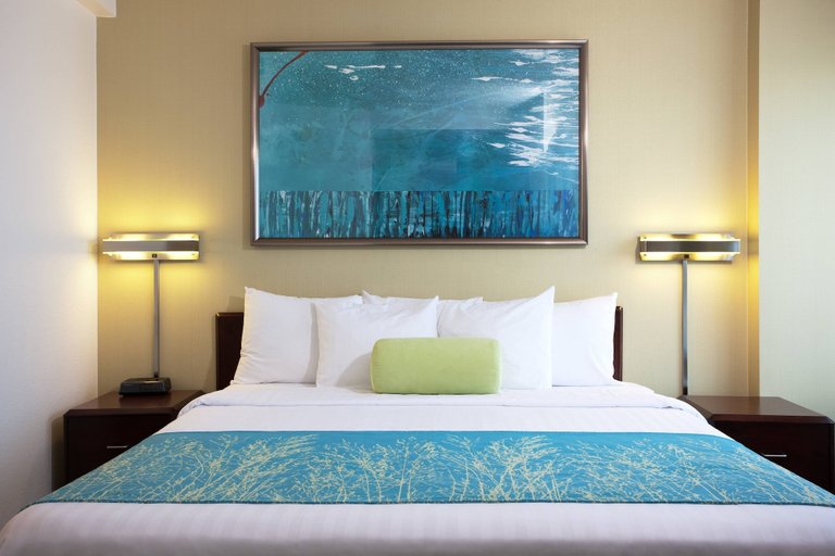 Bedroom 3, SpringHill Suites Los Angeles LAX/Manhattan Beach, Los Angeles