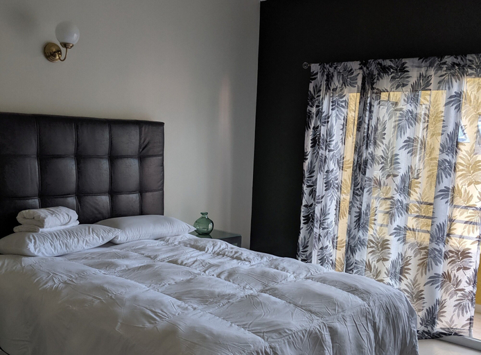 Bedroom 2, Gems at CrystalCove