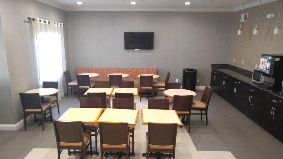 Food & Drinks 5, Best Western Plus Delta Inn & Suites, Contra Costa