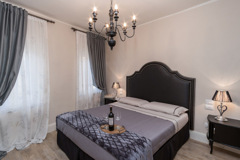 Bedroom 4, Pistoia Luxury Suite, Pistoia