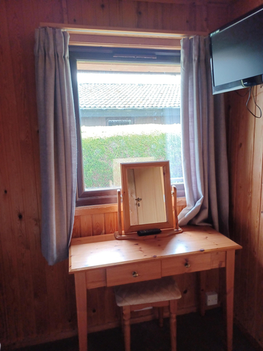 Bedroom 2, Green View Lodges, Cumbria