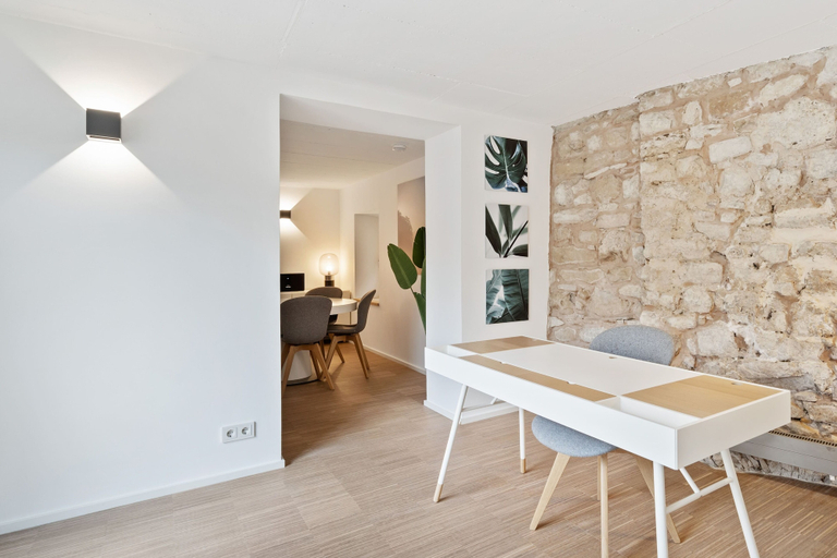 Others 4, Modern Apt Old Town w Panoramic View ID4, Luxembourg