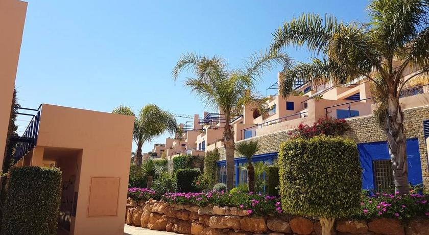 2 bedrooms appartement at Mojacar 400 m away from the beach with sea view shared pool and furnished , Almería