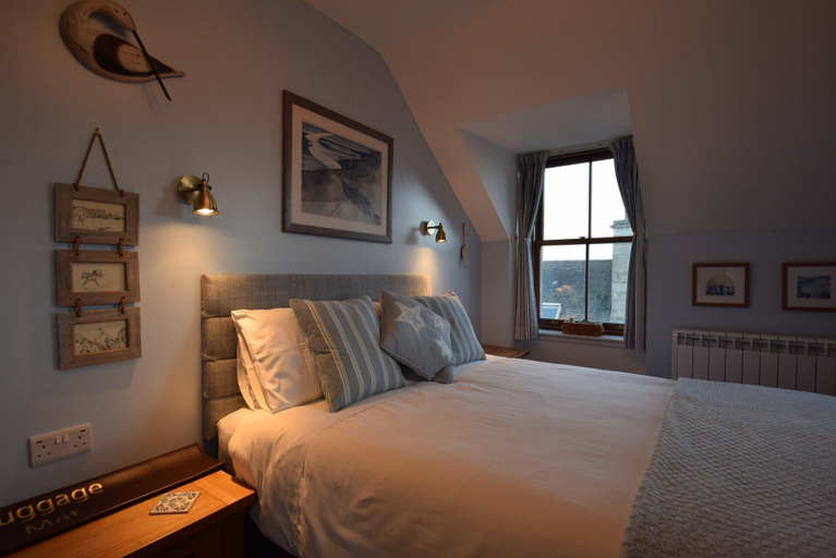 Bedroom 4, Fort Charlotte Guesthouse, Shetland Islands