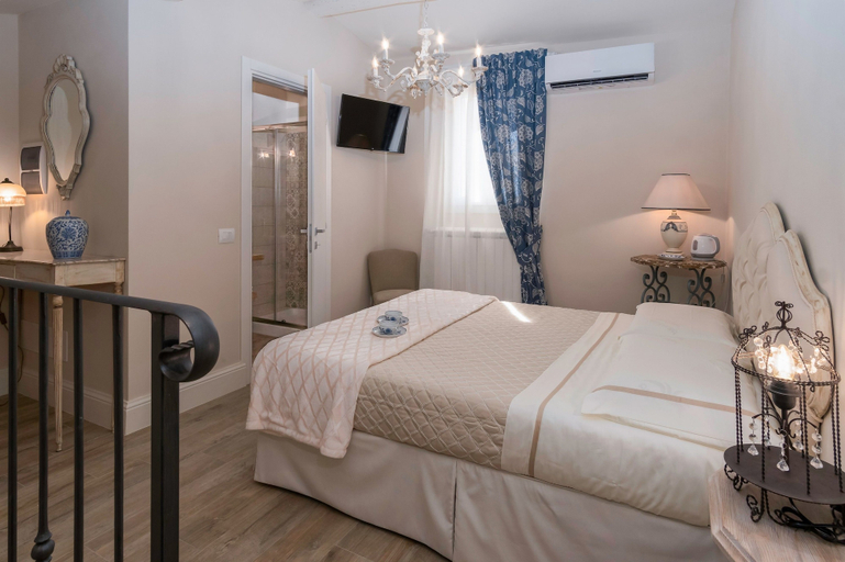 Bedroom 3, Pistoia Luxury Suite, Pistoia