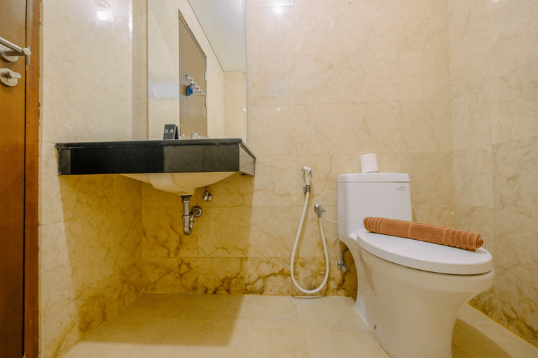 Bedroom 2, Spacious Cozy and Relax 2BR at L'Avenue Apartment By Travelio, South Jakarta