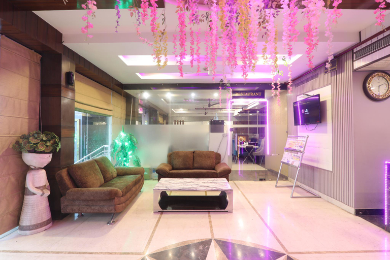 Public Area 2, Hotel Cosmos, Lucknow