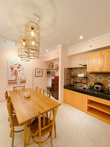 Dining Room 4