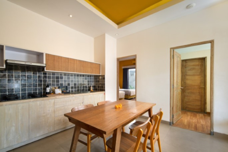 Dining Room 13
