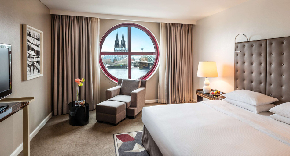 Bedroom 3, Hyatt Regency Cologne, Köln